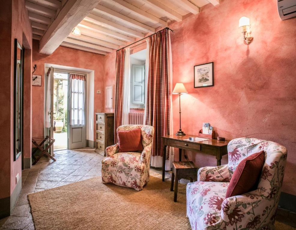 رادا إنْ كيانتي La Locanda Volpaia المظهر الخارجي الصورة